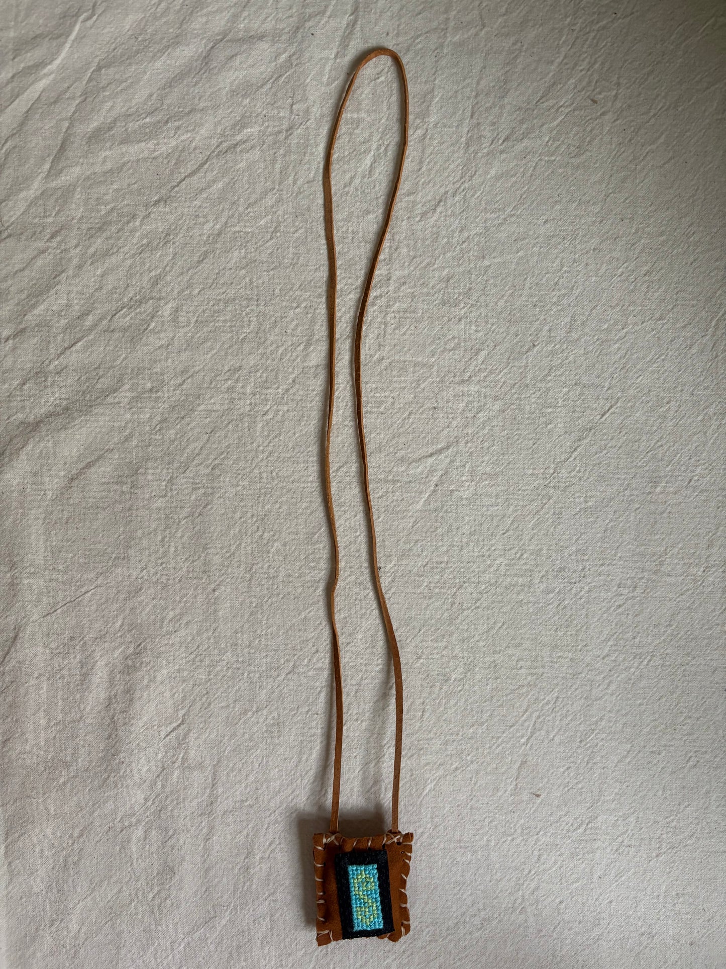 Oberhy: Deer Hide Medicine Bag